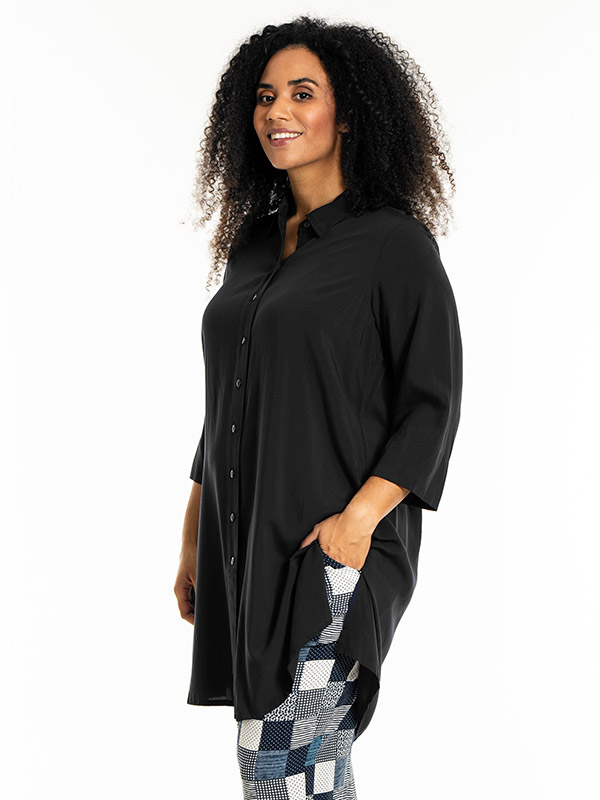 EMILIE - Plus Size Shirt fra Studio