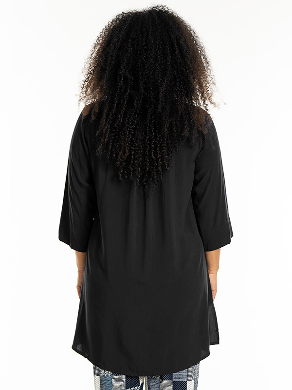 EMILIE - Plus Size Shirt fra Studio
