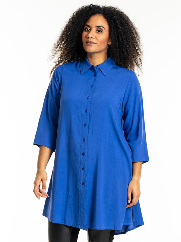 EMILIE - Plus Size Shirt fra Studio
