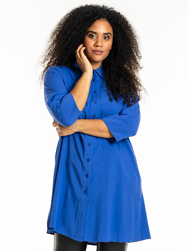 EMILIE - Plus Size Shirt fra Studio