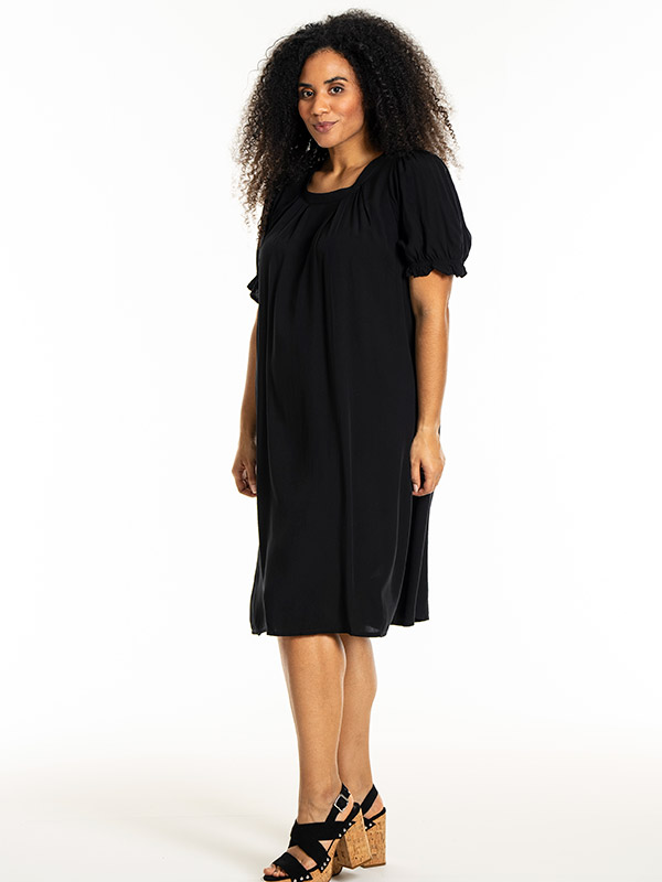 LOUISE - Plus Size Dress fra Studio
