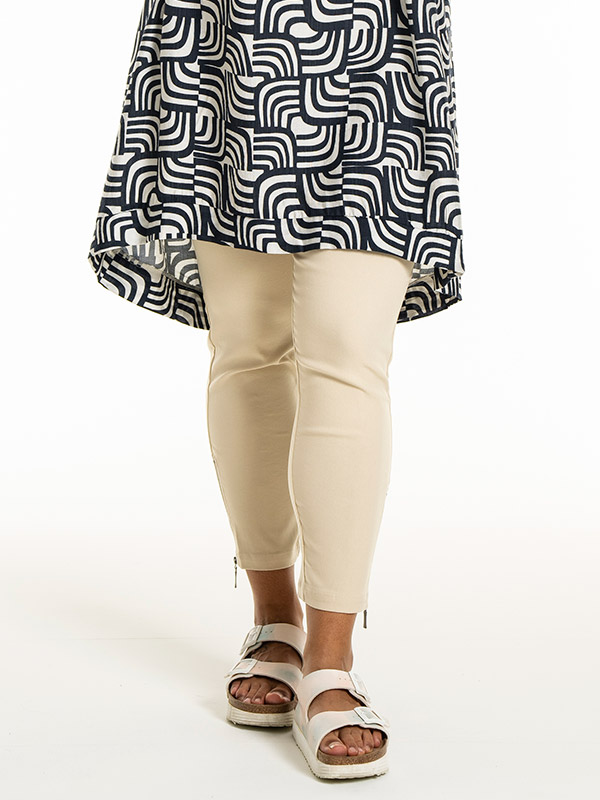 LENA - Plus Size Pants fra Studio