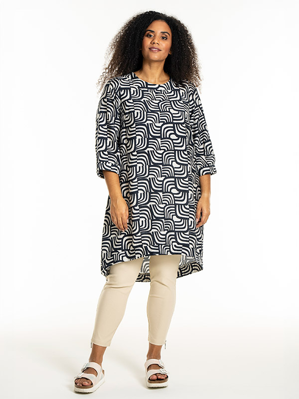 LENA - Plus Size Pants fra Studio