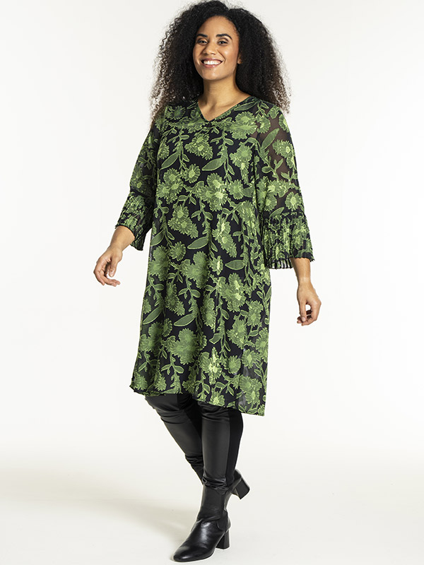 NATHALIE - Plus Size Dress fra Studio