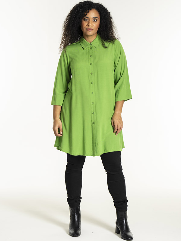 EMILIE - Plus Size Shirt fra Studio