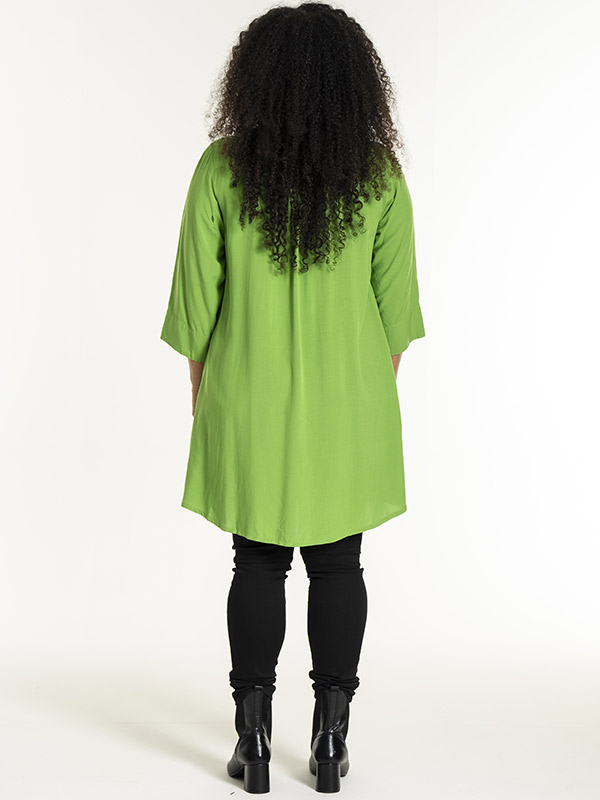 EMILIE - Plus Size Shirt fra Studio