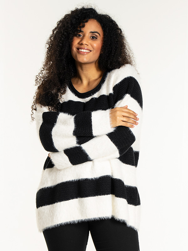 NORALISE - Plus Size Sweater fra Studio