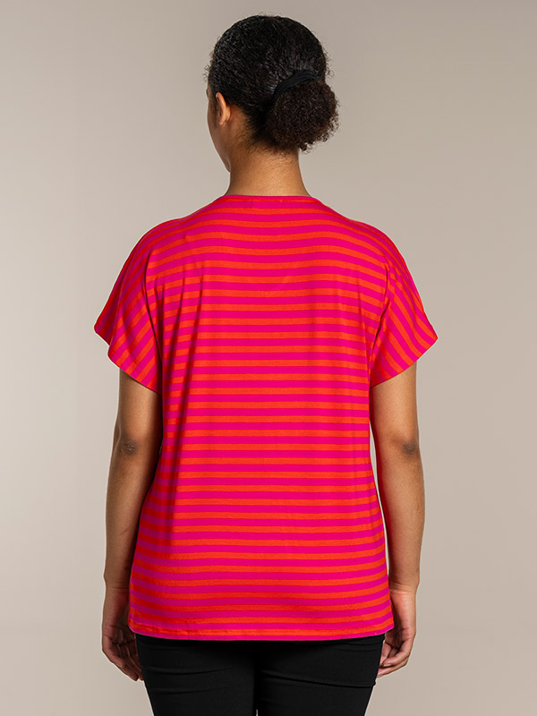 AMSTERDAM - Plus Size T-shirt fra Sandgaard