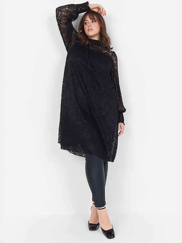 WA-KRISTIN - Plus Size Dress fra Wasabi Concept