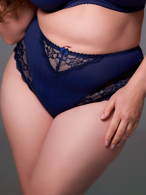 BEATE MIDI - Plus Size Panties fra Plaisir