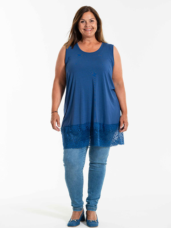 MAYA  - Plus Size Jeans fra Gozzip