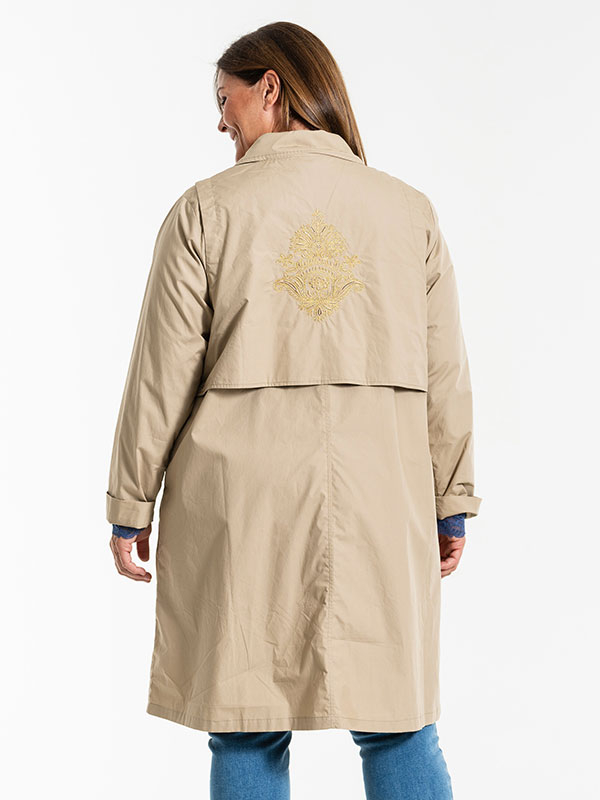 BIRDY - Plus Size Jacket fra Gozzip
