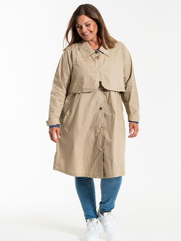 BIRDY - Plus Size Jacket fra Gozzip
