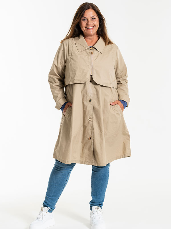 BIRDY - Plus Size Jacket fra Gozzip