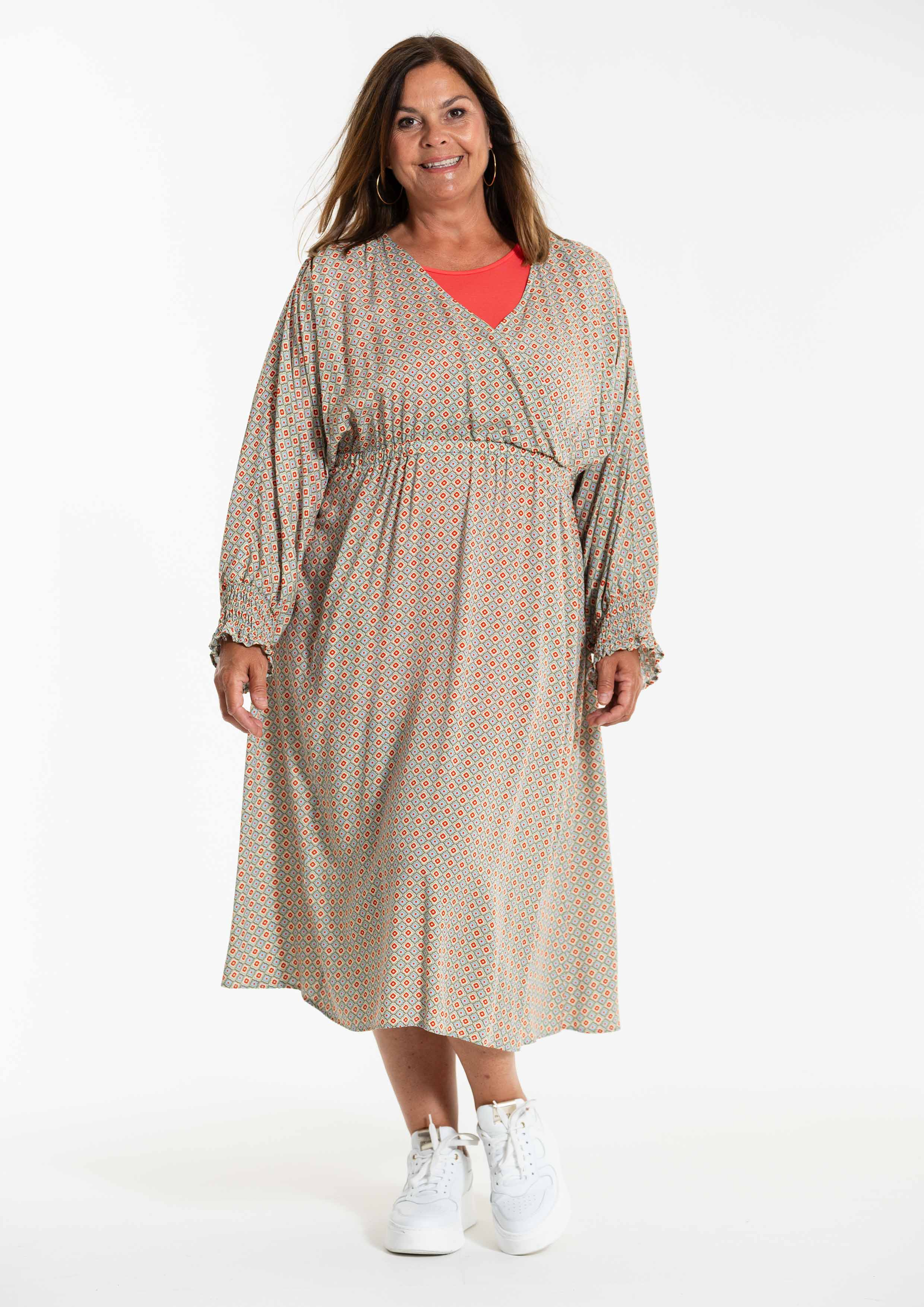 BRIGITT - Plus Size Dress fra Gozzip