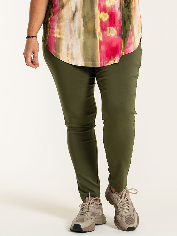 CLARA - Plus Size Pants fra Gozzip