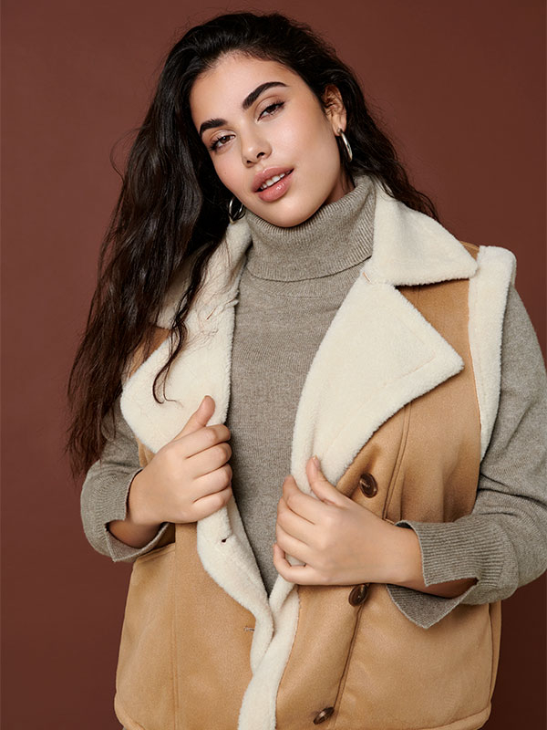CARFIA - Plus Size Sweater fra Only Carmakoma
