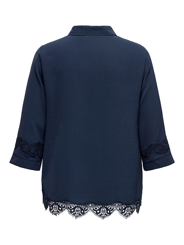 CARMETTA - Plus Size Shirt fra Only Carmakoma