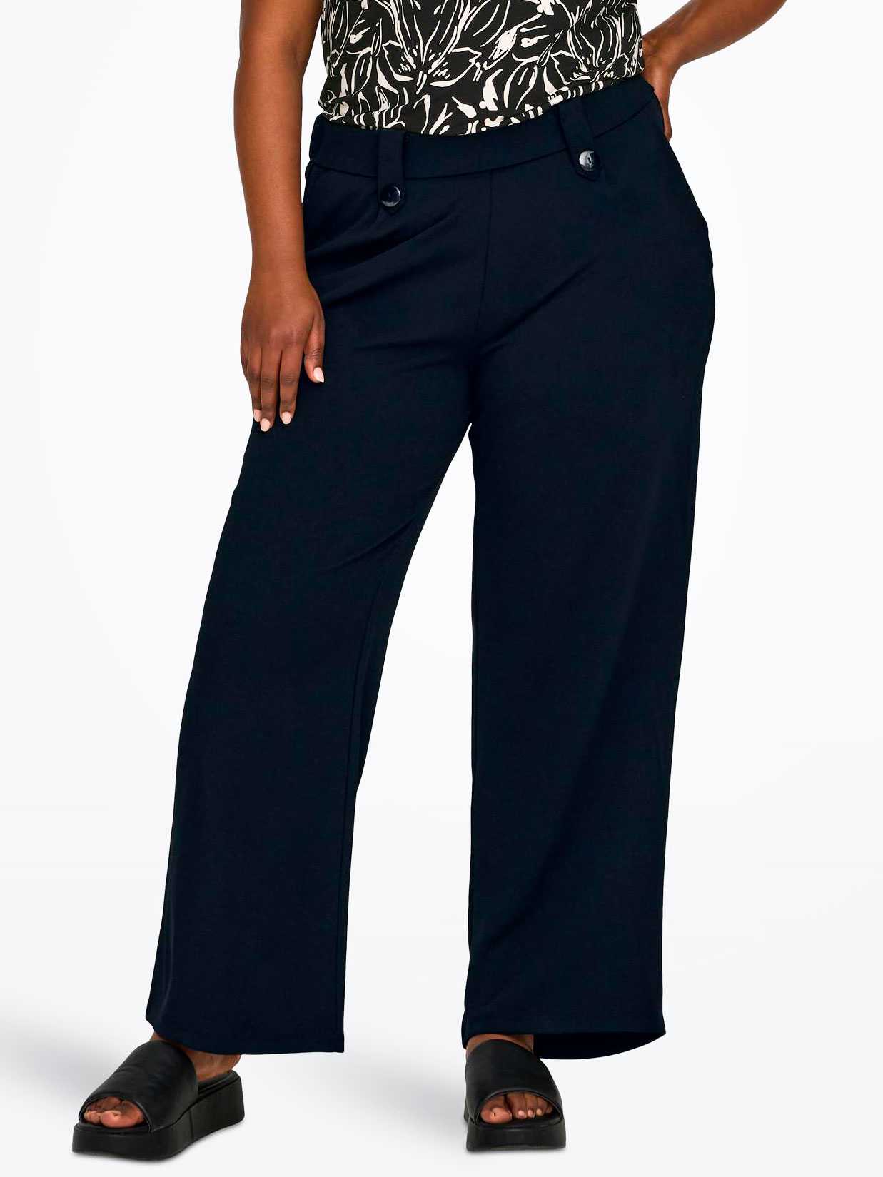 CARSANIA - Plus Size Pants fra Only Carmakoma