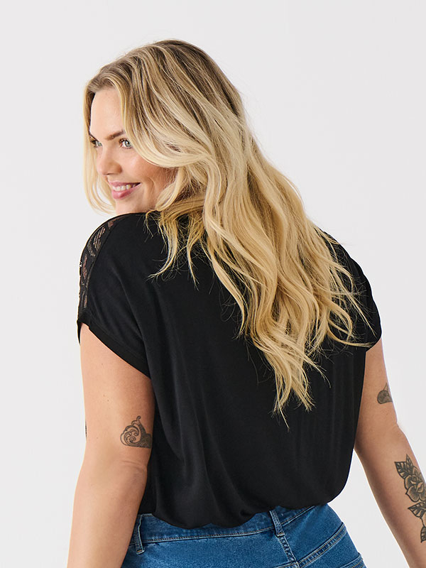 FLAKE  - Plus Size Blouse fra Only Carmakoma