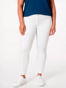 JEANS - Plus Size Jeans from Studio
