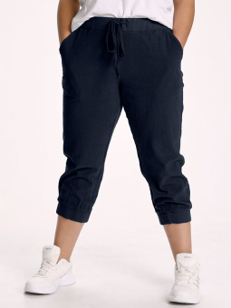 NANA  - Plus Size Pants from Kaffe Curve