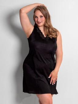 Plus Size Underslip from Plaisir