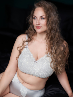 GRACE WIRELESS - Plus Size Wireless bra from Plaisir