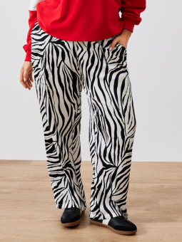 CARYAVA - Plus Size Pants from Only Carmakoma