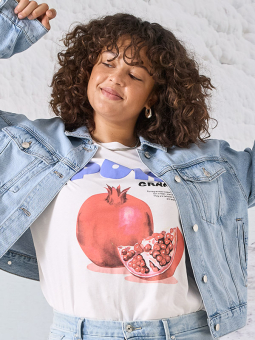 CARJAX - Plus Size T-shirt from Only Carmakoma