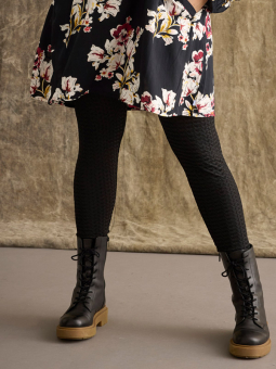 ZH-BLAKELY - Plus Size Leggings from Zhenzi