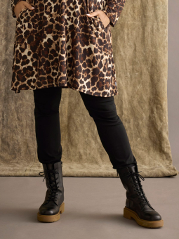 ZH-GROOVE - Plus Size Pants from Zhenzi