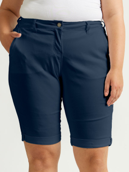 STEP - Plus Size Shorts from Zhenzi