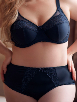 Plus Size Panties from Plaisir