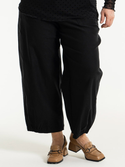 CLARA  - Plus Size Pants from Gozzip