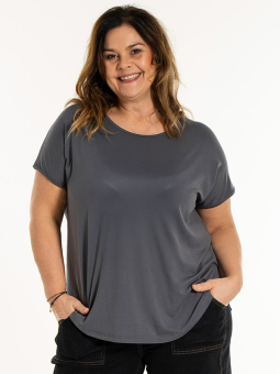 GITTE - Plus Size T-shirt from Gozzip