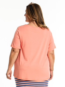 GITTE - Plus Size T-shirt from Gozzip