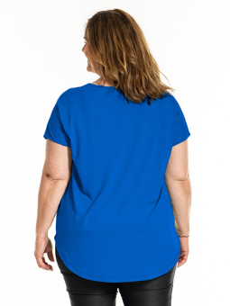 GITTE - Plus Size T-shirt from Gozzip
