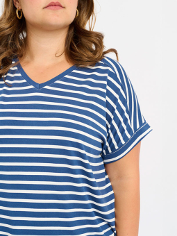 ADVI - Plus Size T-shirt from Adia