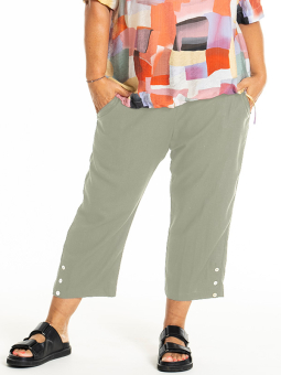 CLARA - Plus Size Pants from Gozzip