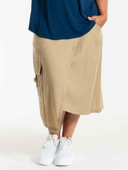 ANNSOFIE - Plus Size Skirt from Gozzip