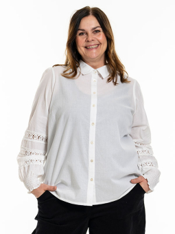 HELIN - Plus Size Shirt from Gozzip