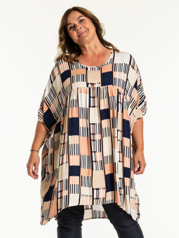 SOFIE - Plus Size Tunic from Gozzip