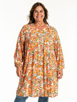 JANNY - Plus Size Tunic from Gozzip