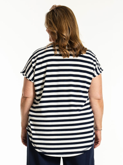 GITTE - Plus Size T-shirt from Gozzip