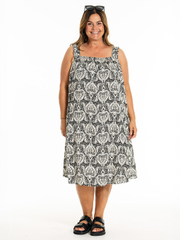 KARLINA - Plus Size Dress from Gozzip