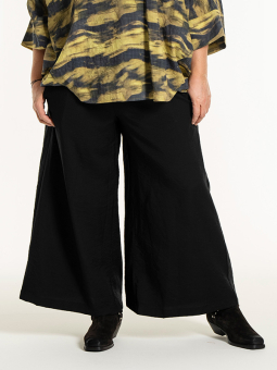 RUBY - Plus Size Pants from Gozzip