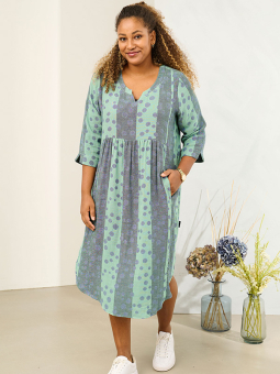 Plus Size Dress from Pont Neuf