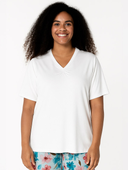 LYKKE - Plus Size T-shirt from Studio