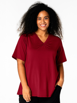 LYKKE - Plus Size T-shirt from Studio